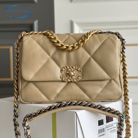 Chanel 19 Small Flap Bag in Light Beige Lambskin