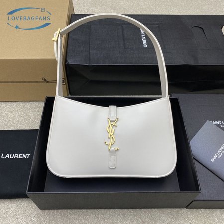 Saint Laurent Le 5 A 7 Hobo Bag In Smooth Leather Blanc Vintage