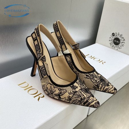 Christian Dior Pumps & Mules