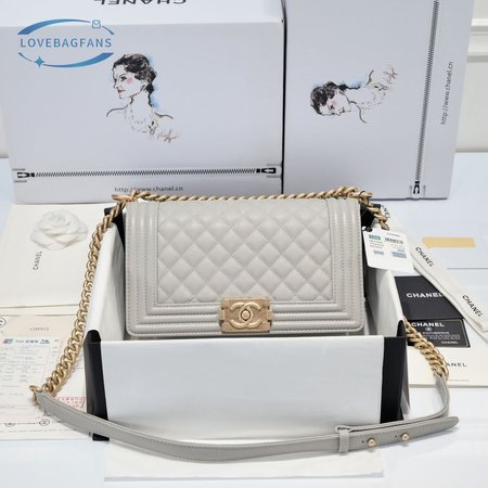 Chanel Boy 67086