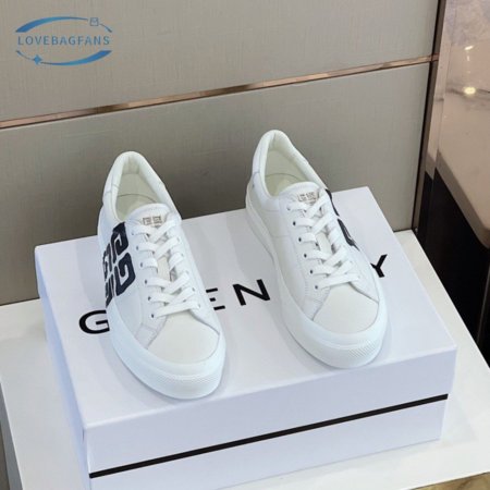 Givenchy Sneakers City Sport In Leather With Tag Effect 4G Print 38-44